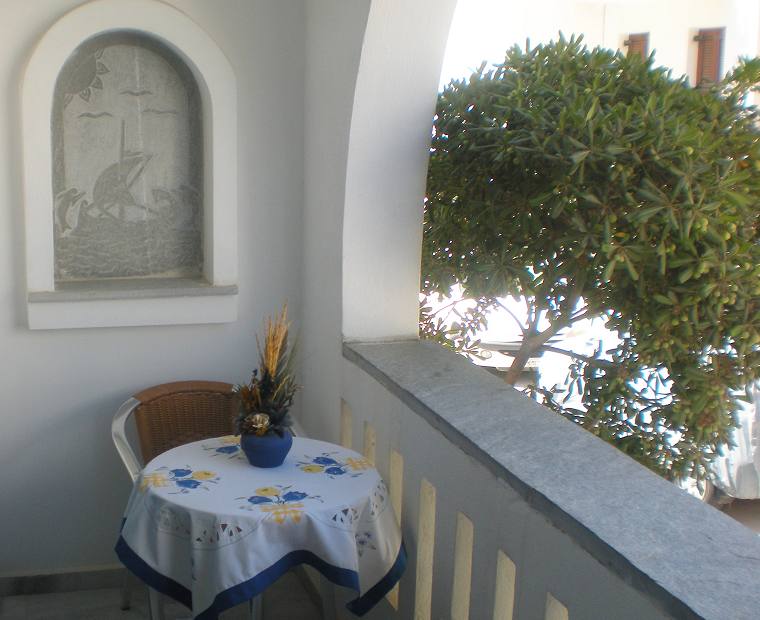 Rea Sun Studios in Naxos